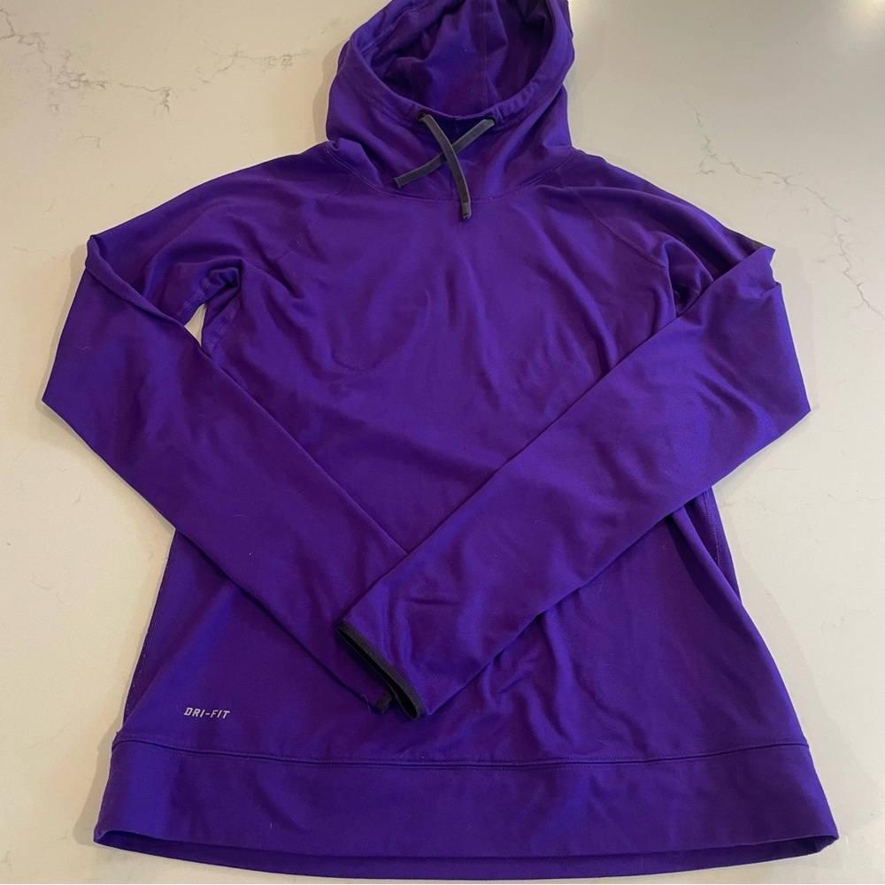 Nike dri-fit hooded top